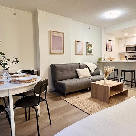 溫哥華Stunning Skyline Views In A Cozy And Stylish Abode公寓 外观 照片