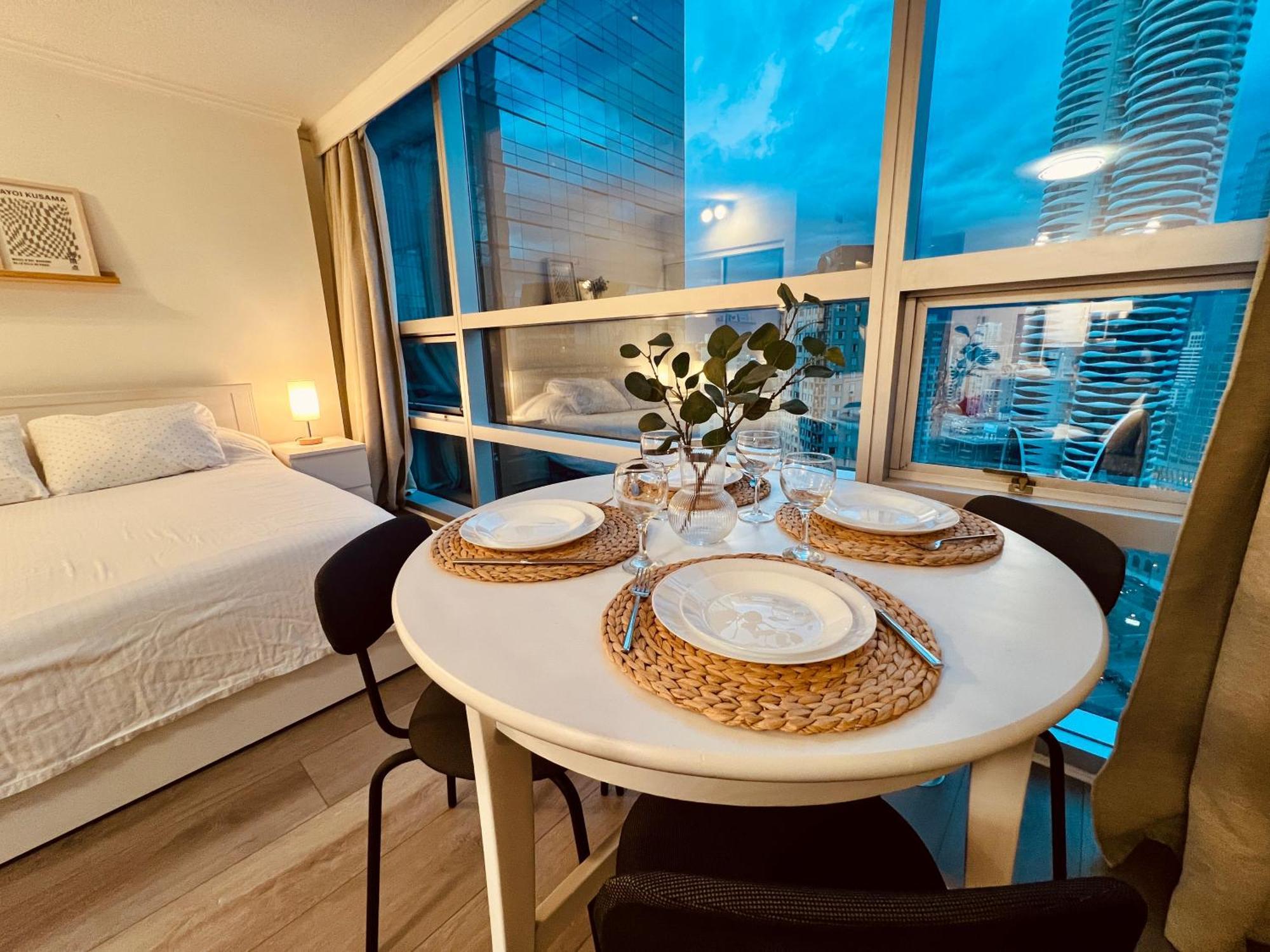 溫哥華Stunning Skyline Views In A Cozy And Stylish Abode公寓 外观 照片